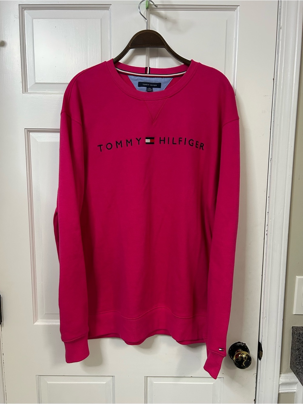 Tommy Hilfiger Fuchsia Logo Crewneck Sweater